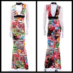 ❣️Sale was $45 down sizing❣️ Choker maxi dress